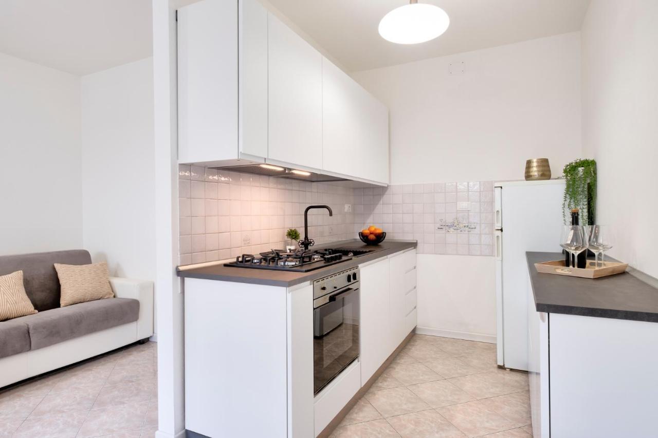 Apartment House *